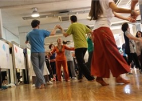 Amb la biodansa ens enamorem de la vida | Recurso educativo 627814